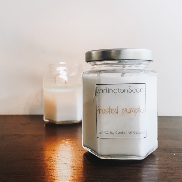 Frosted pumpkin soy candle - Picture 2 of 3